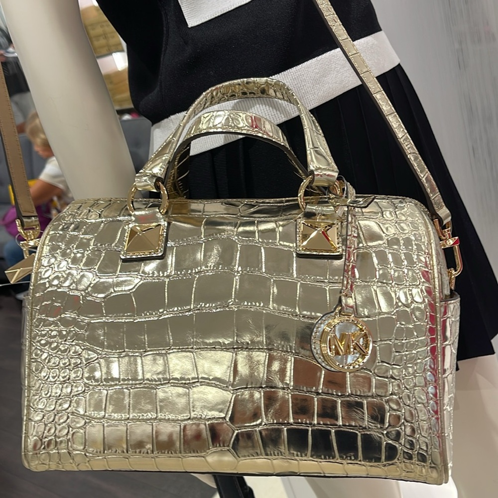 Michael Kors Grayson Md Metallic Crocodile Embossed Leather Satchel
Pale Gold - Picture 16 of 16